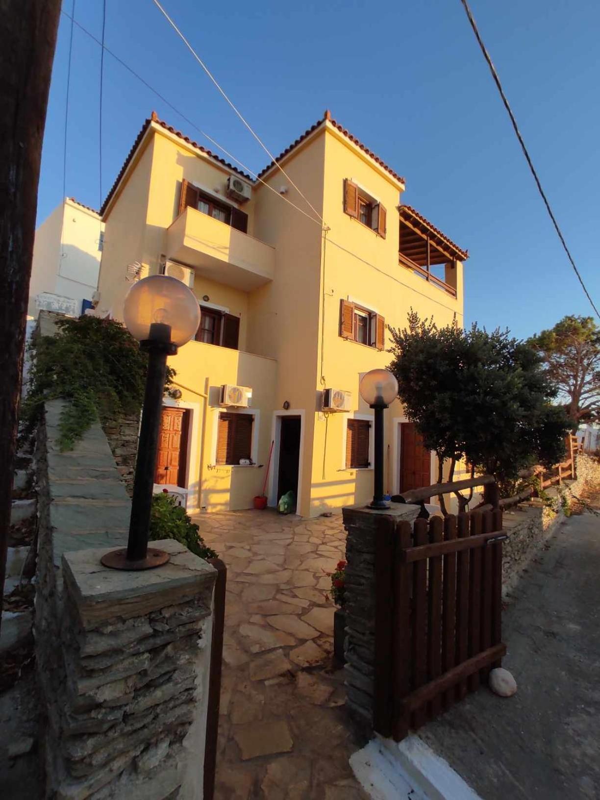 Politis Sudios Apartment Batsíon Exterior foto