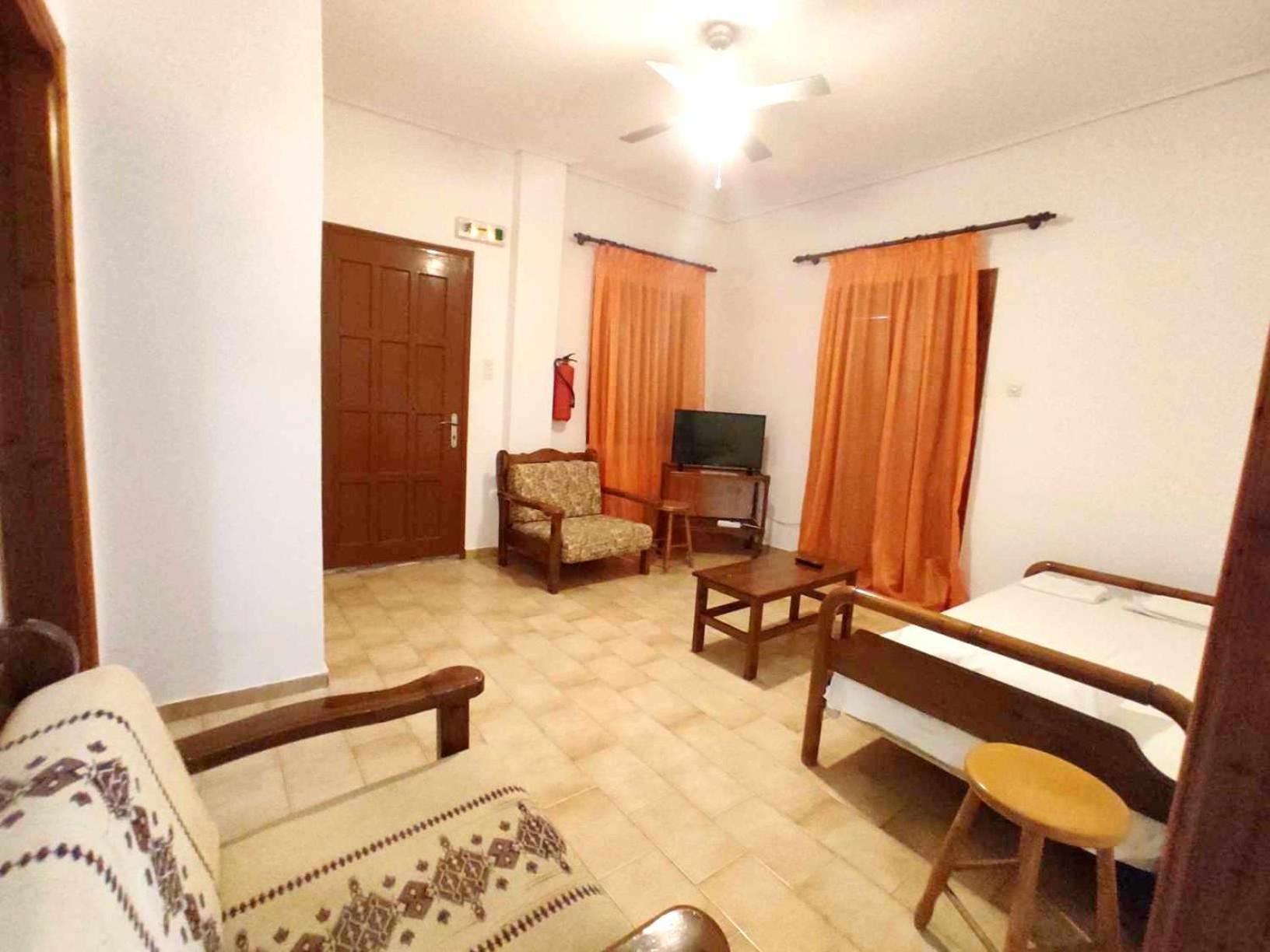 Politis Sudios Apartment Batsíon Exterior foto