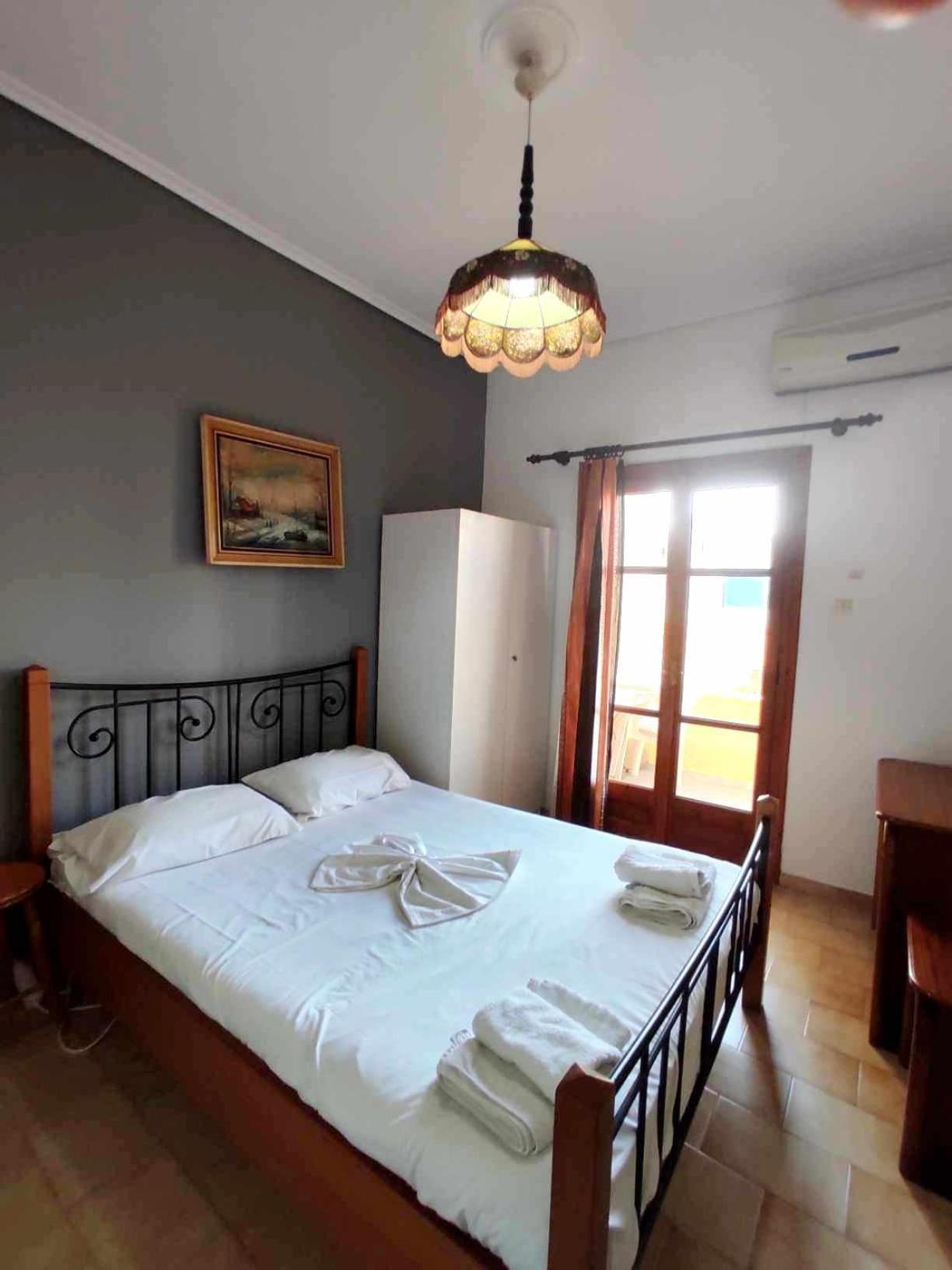 Politis Sudios Apartment Batsíon Exterior foto