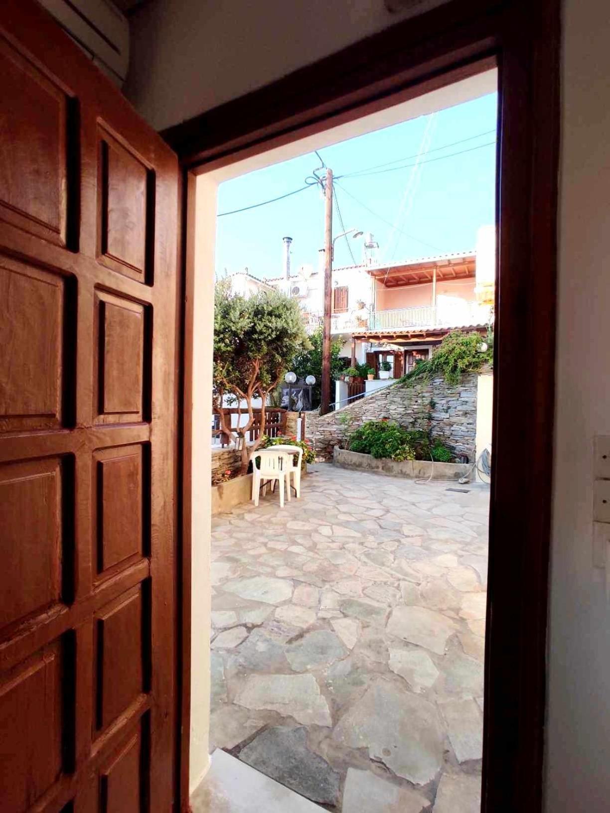 Politis Sudios Apartment Batsíon Exterior foto